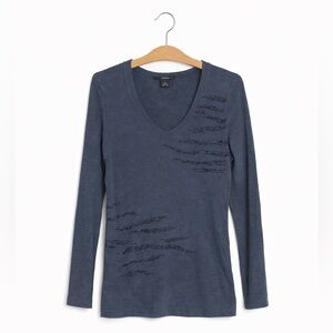 Calvin Klein Women's size small long-sleeved blue scoop neck shirt.